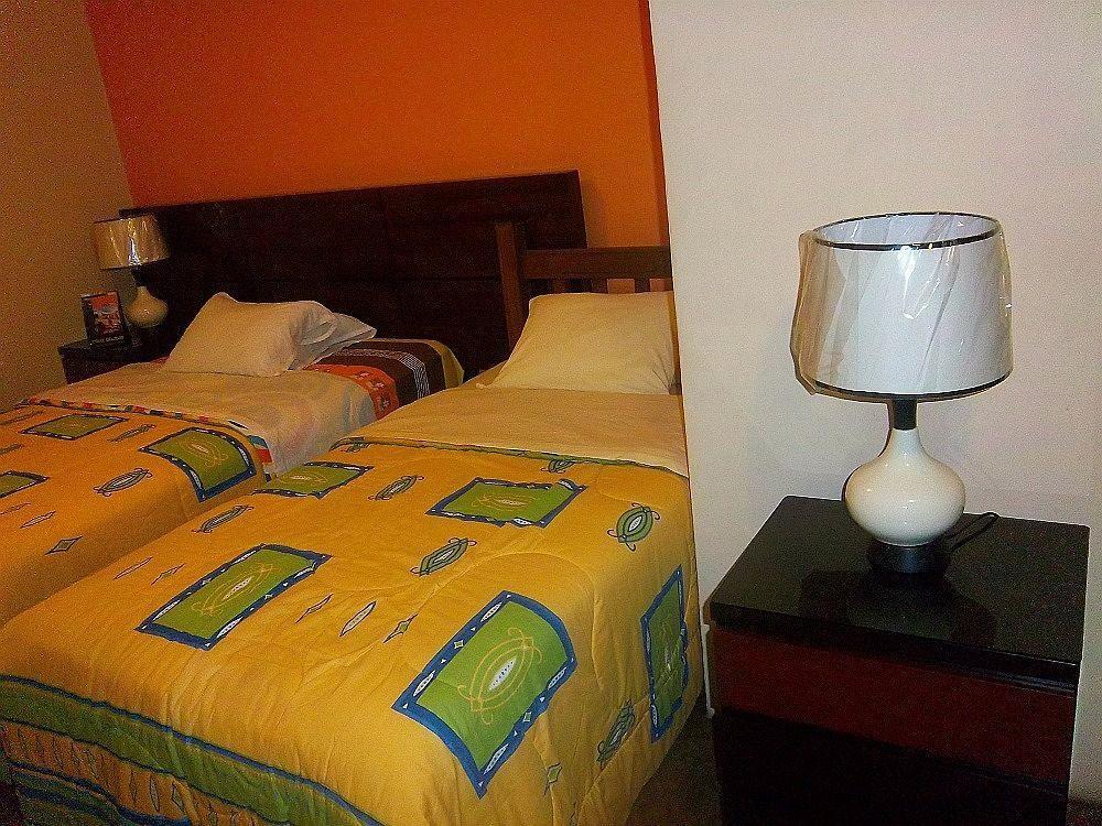 La Hacienda Peruana Hostel Lima Luaran gambar