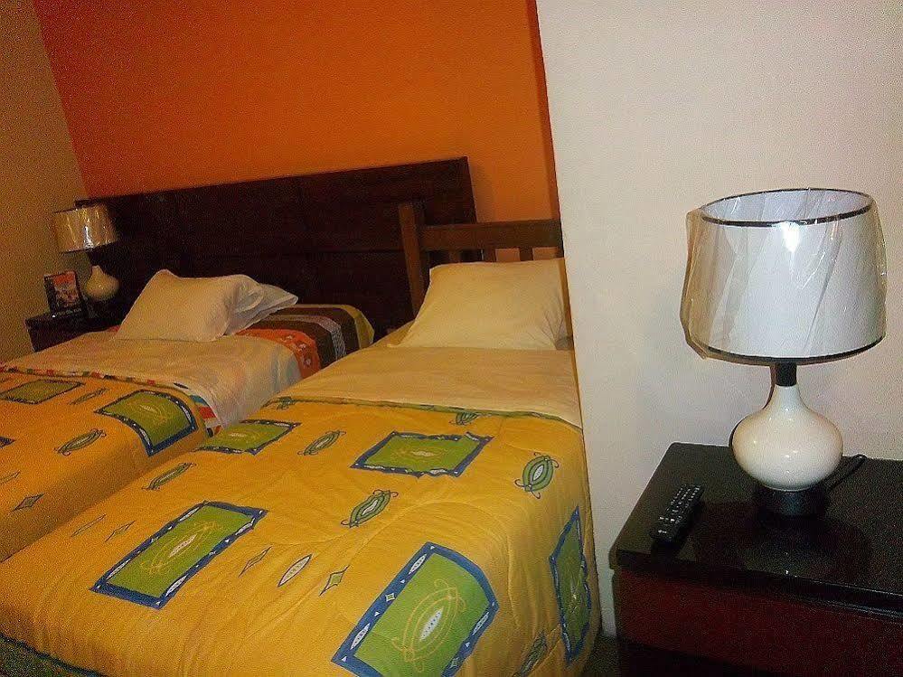 La Hacienda Peruana Hostel Lima Luaran gambar